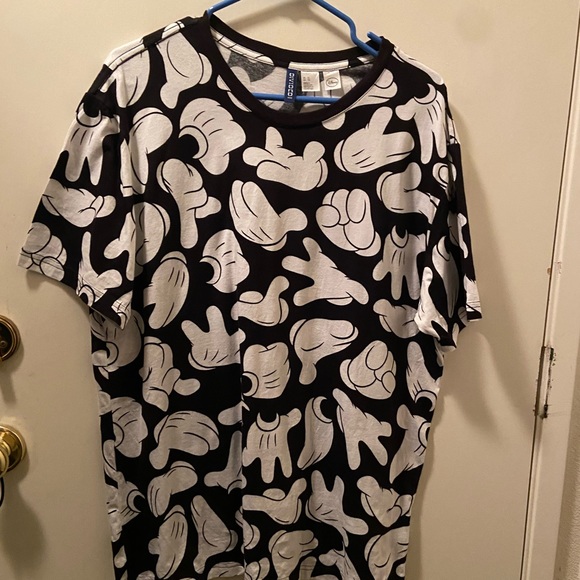 Mens tee shirt. #11 - Picture 1 of 2